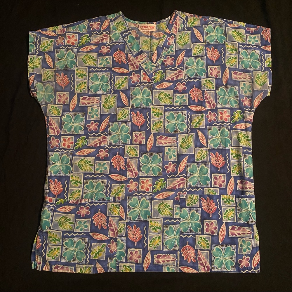 SCRUB TOPS - Picture 9 of 16